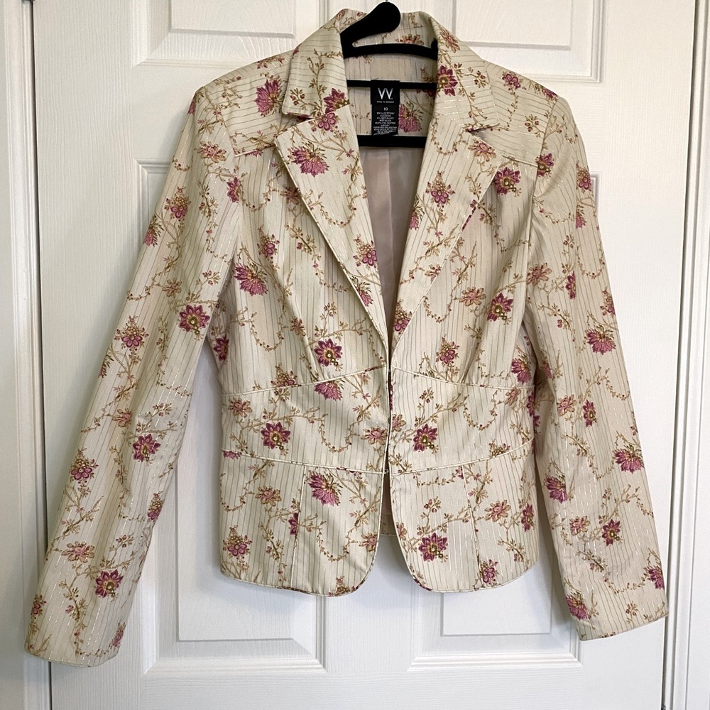 Unique jacket with corset detailing